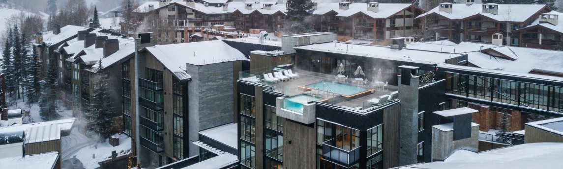 Goldener Hirsch Background image