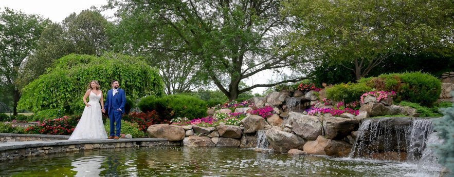 West Hills Country Club Background image