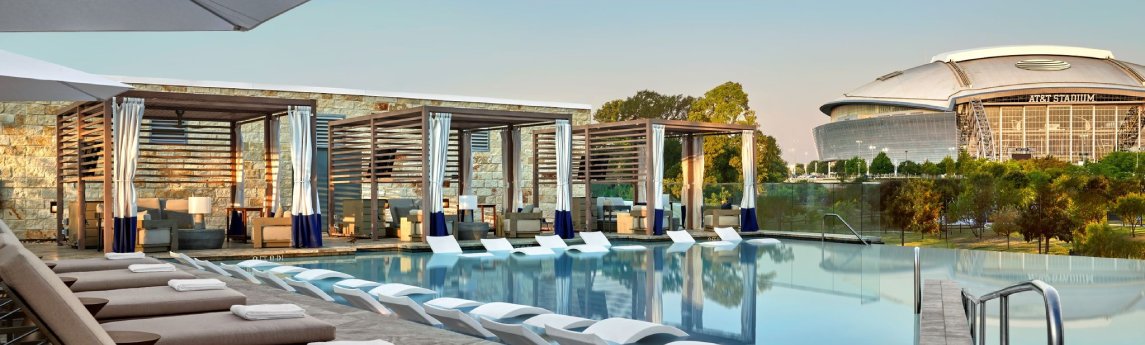 Live By Loews - Arlington Background image